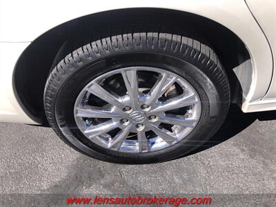 2010 Buick Lucerne CXL Premium  *Clean, Great Driving Sedan! - Photo 24 - Tucson, AZ 85705