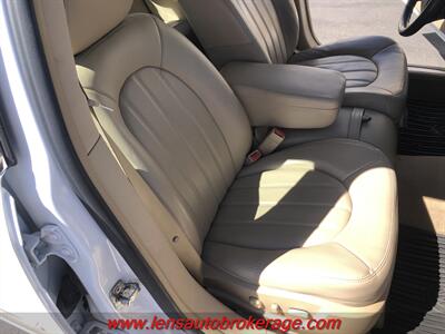 2010 Buick Lucerne CXL Premium  *Clean, Great Driving Sedan! - Photo 22 - Tucson, AZ 85705