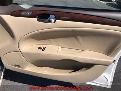 2010 Buick Lucerne CXL Premium  *Clean, Great Driving Sedan! - Photo 20 - Tucson, AZ 85705