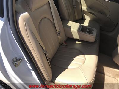 2010 Buick Lucerne CXL Premium  *Clean, Great Driving Sedan! - Photo 19 - Tucson, AZ 85705