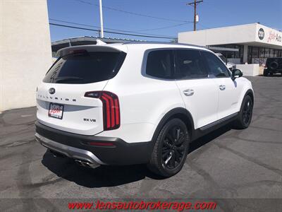 2020 Kia Telluride SX  *AWD!* - Photo 8 - Tucson, AZ 85705