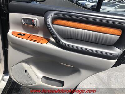 2007 Lexus LX  *3rd Row Equipped LX470 4x4! - Photo 19 - Tucson, AZ 85705