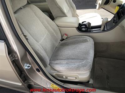 2001 Toyota Avalon XLS  *Super Clean Older Toyota! - Photo 22 - Tucson, AZ 85705