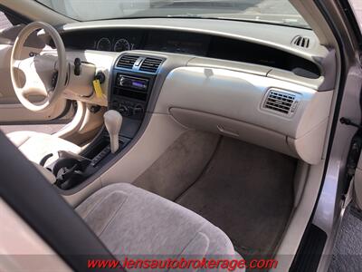 2001 Toyota Avalon XLS  *Super Clean Older Toyota! - Photo 21 - Tucson, AZ 85705