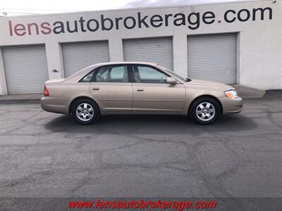 2001 Toyota Avalon XLS  *Super Clean Older Toyota! Sedan