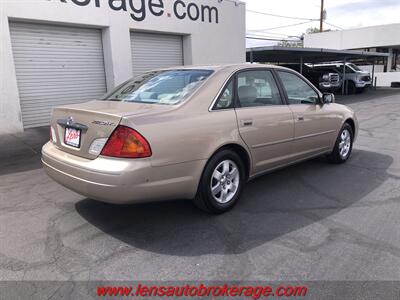 2001 Toyota Avalon XLS  *Super Clean Older Toyota! - Photo 8 - Tucson, AZ 85705