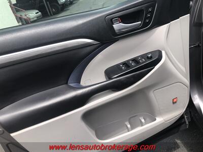 2018 Toyota Highlander Limited   - Photo 9 - Tucson, AZ 85705
