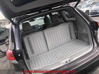 2018 Toyota Highlander Limited   - Photo 20 - Tucson, AZ 85705