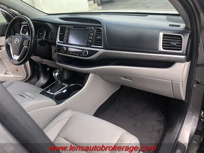 2018 Toyota Highlander Limited   - Photo 24 - Tucson, AZ 85705
