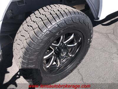 2022 Ford F-350 XLT  *Crew Cab 6.2L Gas Long Bed 4x4! *New Rubber! - Photo 13 - Tucson, AZ 85705