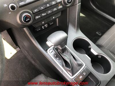 2019 Kia Sportage LX  *Nice Little Driver! - Photo 15 - Tucson, AZ 85705