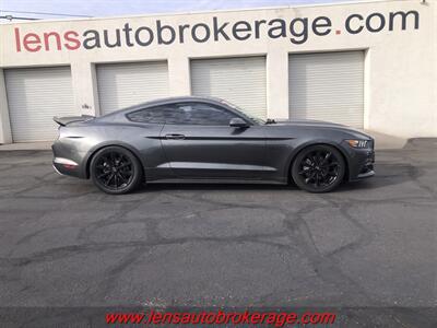 2016 Ford Mustang EcoBoost  *Sporty & Sexy Stang! Coupe