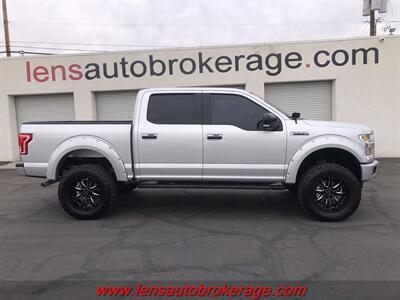 2017 Ford F-150 XLT  *SuperCrew 4x4 W/5.0L! Truck