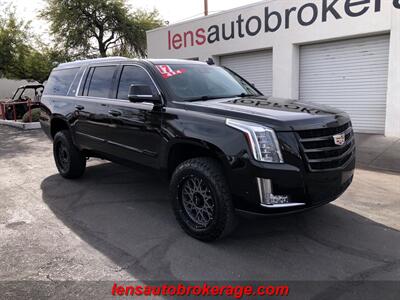 2017 Cadillac Escalade ESV Luxury   - Photo 2 - Tucson, AZ 85705