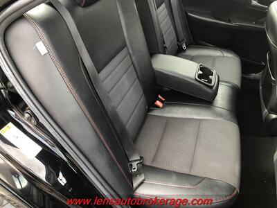 2016 Toyota Camry SE  *Hard To Beat Toyota! - Photo 20 - Tucson, AZ 85705