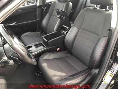 2016 Toyota Camry SE  *Hard To Beat Toyota! - Photo 12 - Tucson, AZ 85705