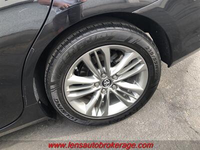 2016 Toyota Camry SE  *Hard To Beat Toyota! - Photo 26 - Tucson, AZ 85705