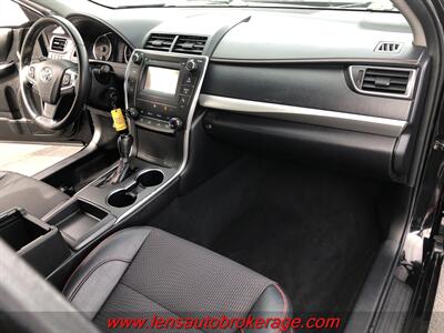 2016 Toyota Camry SE  *Hard To Beat Toyota! - Photo 22 - Tucson, AZ 85705