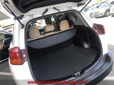 2015 Toyota RAV4 XLE   - Photo 19 - Tucson, AZ 85705