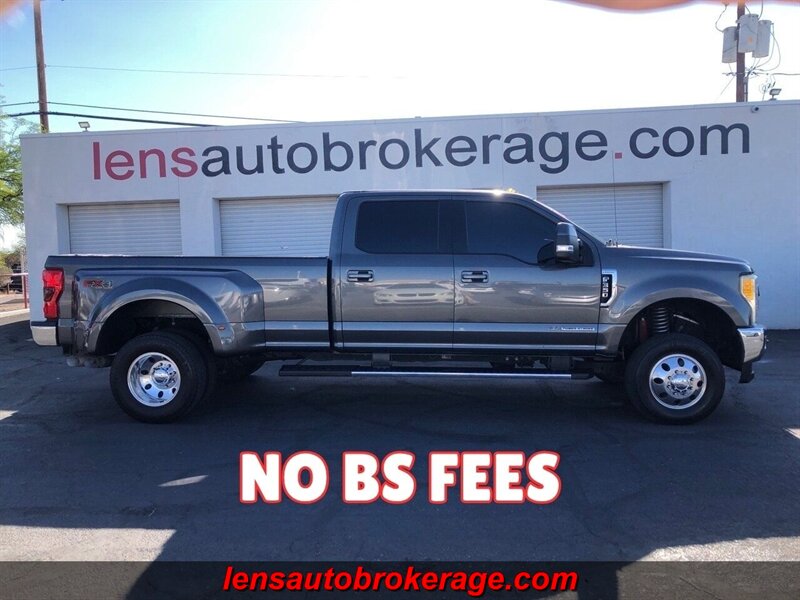 2017 Ford F-350 Lariat  Diesel Dually 4x4!