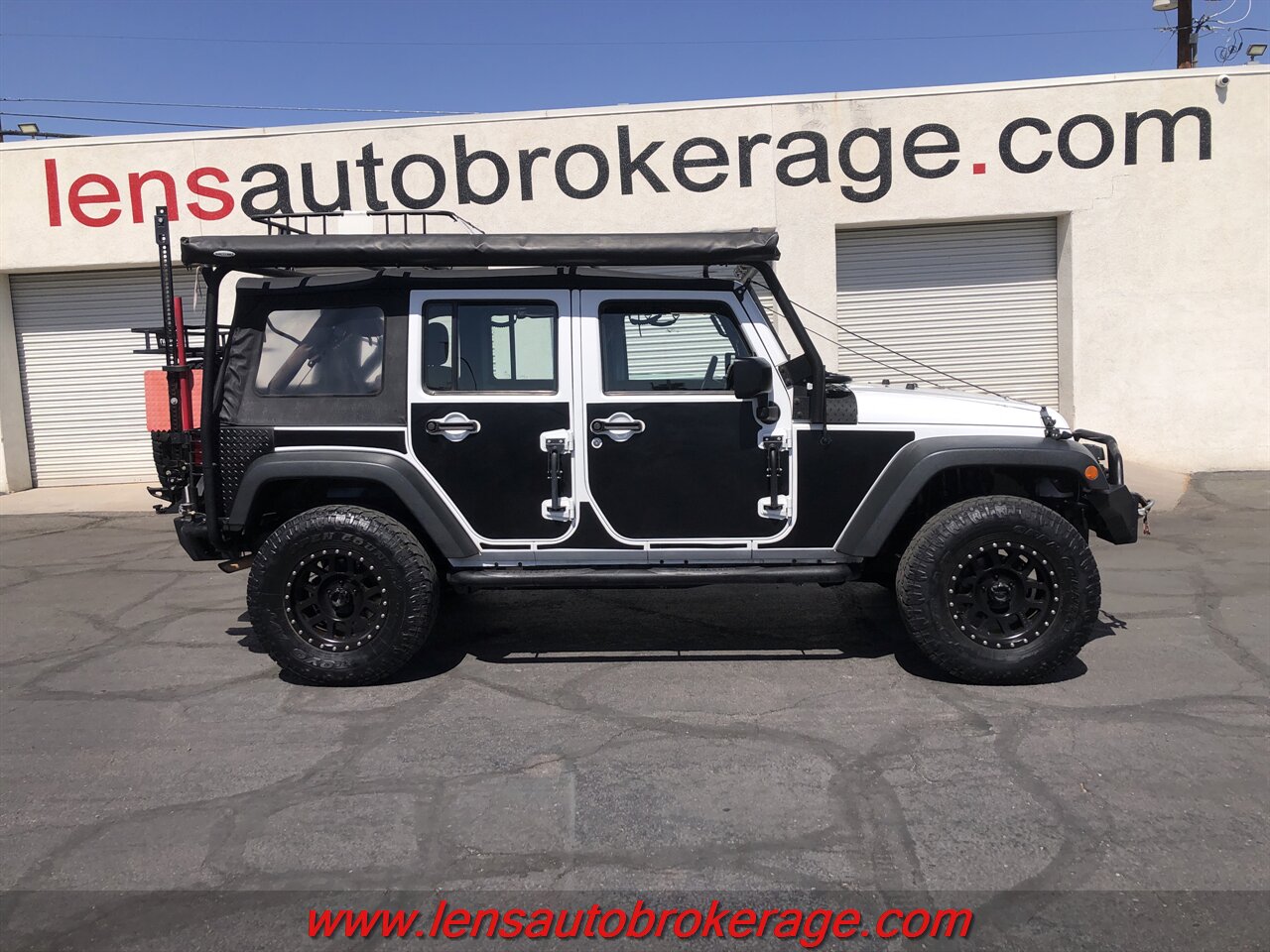 2014 Jeep Wrangler Sport  *One Trail Ready Jeep! - Photo 1 - Tucson, AZ 85705