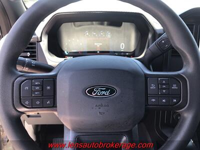 2024 Ford F-150 STX  *LIKE SHOWROOM NEW SUPERCREW 4x4 W/5.0L! - Photo 12 - Tucson, AZ 85705