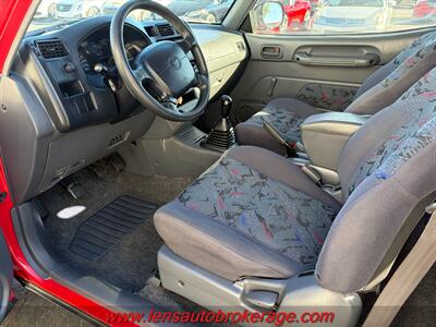 1997 Toyota RAV4   - Photo 9 - Tucson, AZ 85705