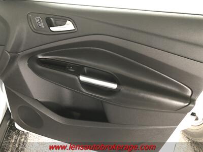 2018 Ford Escape SE  *Clean & Fresh In Inventory! *Carfax 1 Owner! - Photo 17 - Tucson, AZ 85705