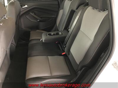 2018 Ford Escape SE  *Clean & Fresh In Inventory! *Carfax 1 Owner! - Photo 13 - Tucson, AZ 85705