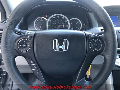 2013 Honda Accord LX  *Super Clean Accord Sedan! - Photo 13 - Tucson, AZ 85705