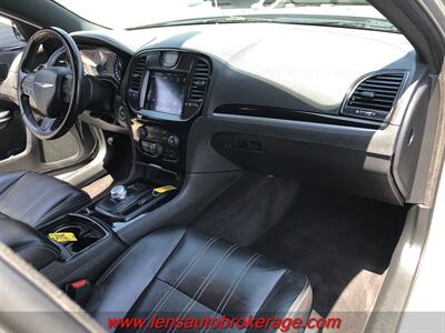 2019 Chrysler 300 Series S  *SWEET 300S!! The Right Look & Color! - Photo 22 - Tucson, AZ 85705