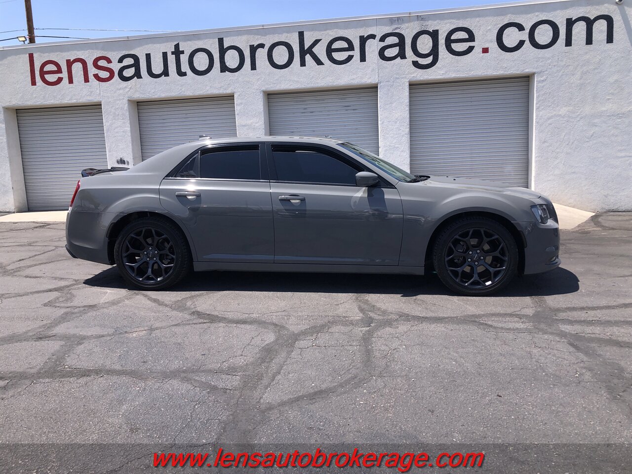 2019 Chrysler 300 Series S  *SWEET 300S!! The Right Look & Color! - Photo 1 - Tucson, AZ 85705