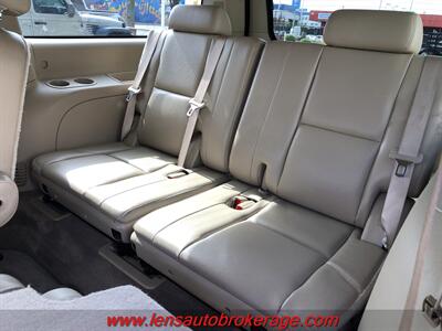 2009 Chevrolet Suburban LTZ  *Loaded LTZ 4wd! - Photo 19 - Tucson, AZ 85705