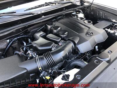 2019 Toyota 4Runner TRD Off-Road Premium  *New Arrival! - Photo 27 - Tucson, AZ 85705