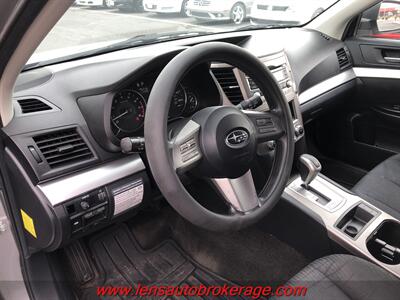2011 Subaru Outback 2.5i   - Photo 10 - Tucson, AZ 85705
