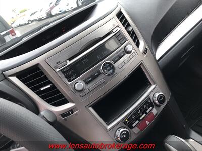 2011 Subaru Outback 2.5i   - Photo 13 - Tucson, AZ 85705