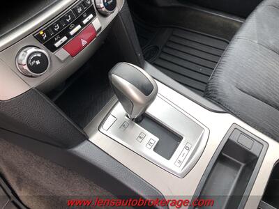 2011 Subaru Outback 2.5i   - Photo 14 - Tucson, AZ 85705