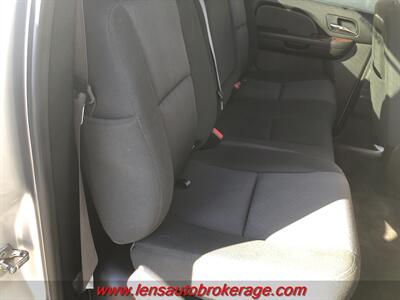 2012 Chevrolet Avalanche LS  *Clean 2wd Avalanche! - Photo 18 - Tucson, AZ 85705