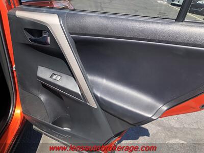 2016 Toyota RAV4 XLE   - Photo 20 - Tucson, AZ 85705