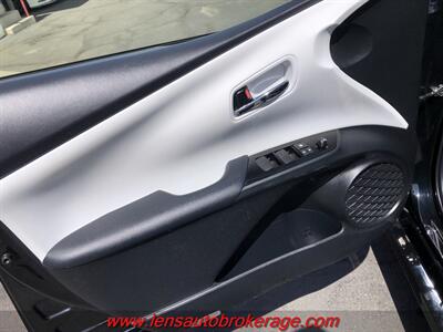 2022 Toyota Prius LE AWD-e   - Photo 8 - Tucson, AZ 85705