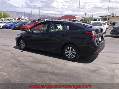 2022 Toyota Prius LE AWD-e   - Photo 6 - Tucson, AZ 85705