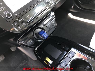 2022 Toyota Prius LE AWD-e   - Photo 14 - Tucson, AZ 85705