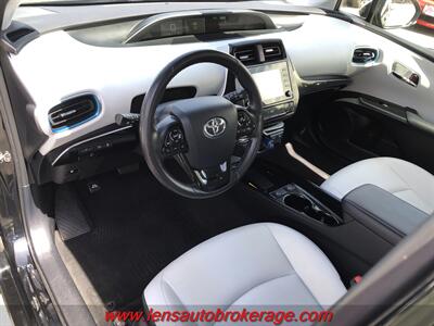 2022 Toyota Prius LE AWD-e   - Photo 9 - Tucson, AZ 85705