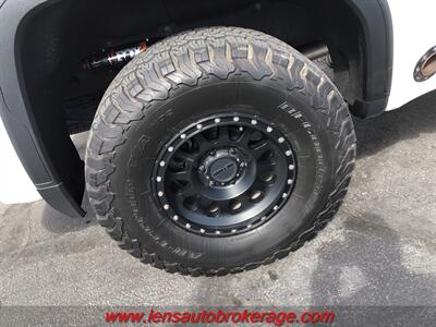2022 GMC Sierra 1500 SLE  *Super Cool Crew Cab 4wd! *Tubular Arms, Fox Resi Shocks, Methods!! - Photo 5 - Tucson, AZ 85705