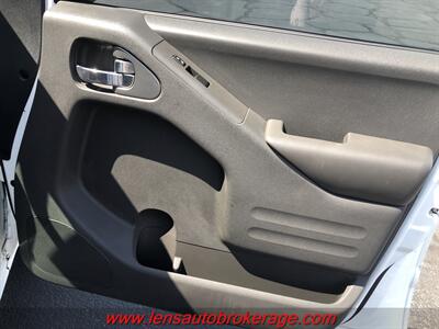2019 Nissan Frontier SV V6   - Photo 17 - Tucson, AZ 85705
