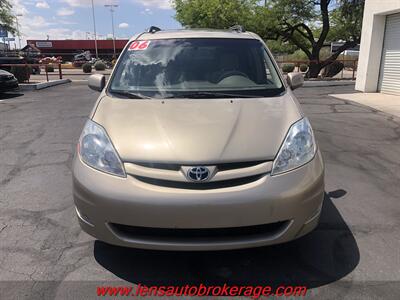 2006 Toyota Sienna XLE 7 Passenger   - Photo 3 - Tucson, AZ 85705