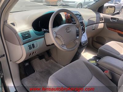 2006 Toyota Sienna XLE 7 Passenger   - Photo 10 - Tucson, AZ 85705