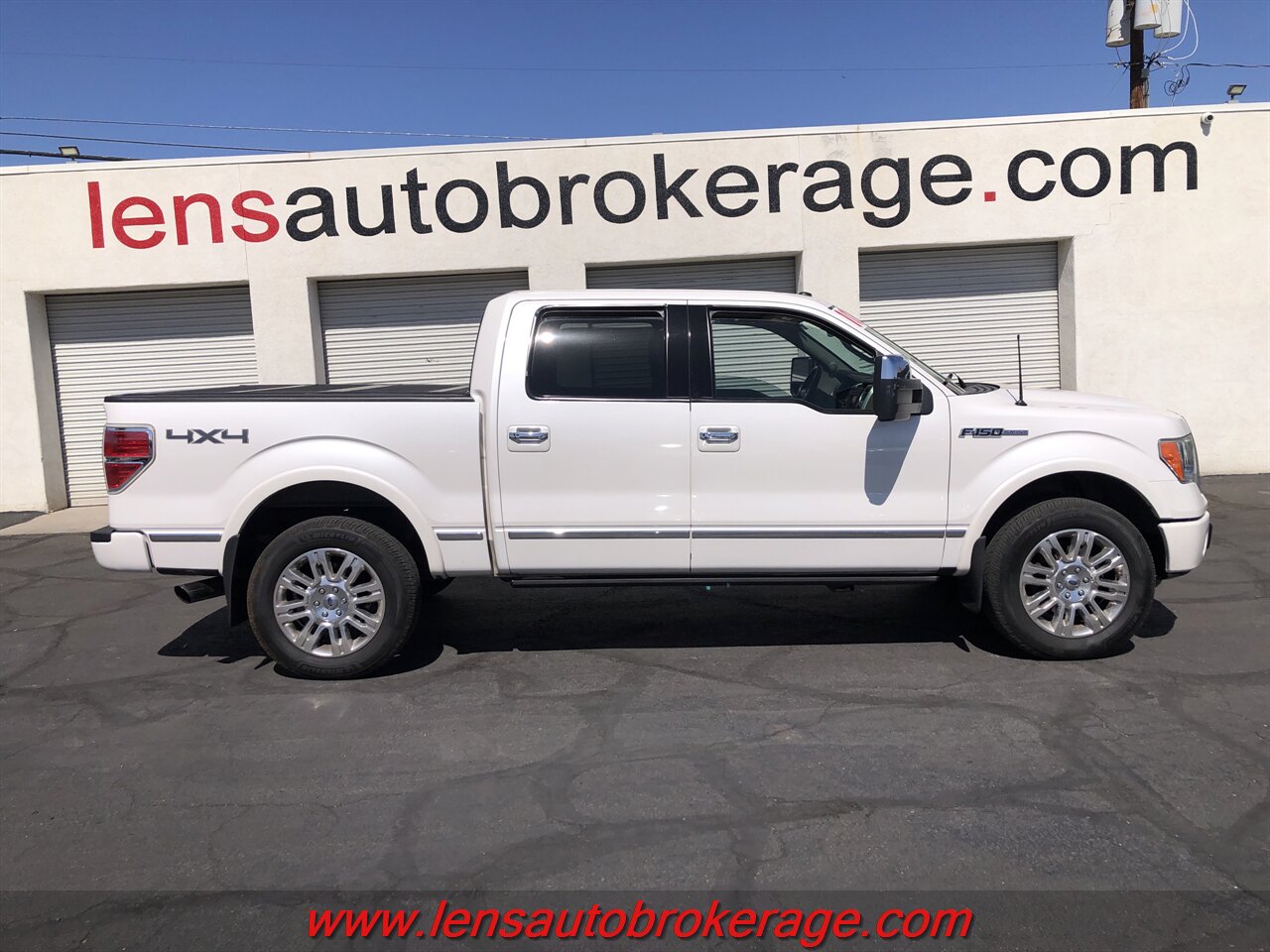 2010 Ford F-150 XLT  *Clean SuperCrew 4x4! - Photo 1 - Tucson, AZ 85705