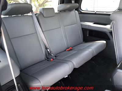 2017 Toyota Sequoia Platinum  *Fresh In! V8, 4x4 Platinum! - Photo 23 - Tucson, AZ 85705