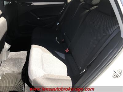 2017 Volkswagen Passat 1.8T S  *Nice Little Sedan! - Photo 17 - Tucson, AZ 85705